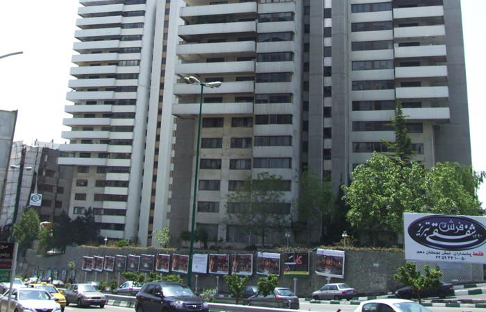 saapra-نادرکاوه